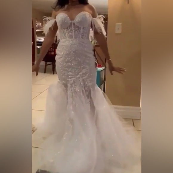 Bella & Bloom Boutique - Picture 2 of 2